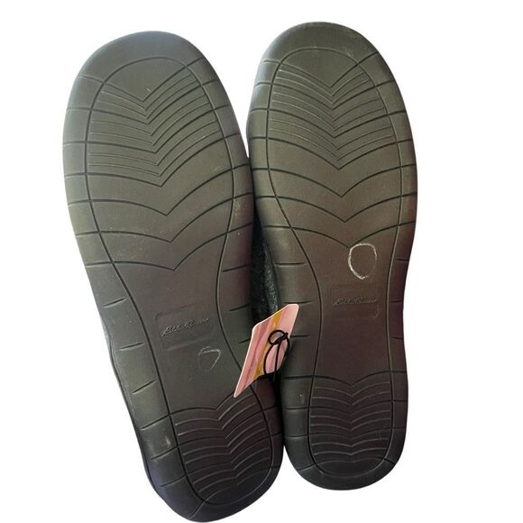 NWT! Eddie Bauer grey fleece slippers. - Picture 6 of 6